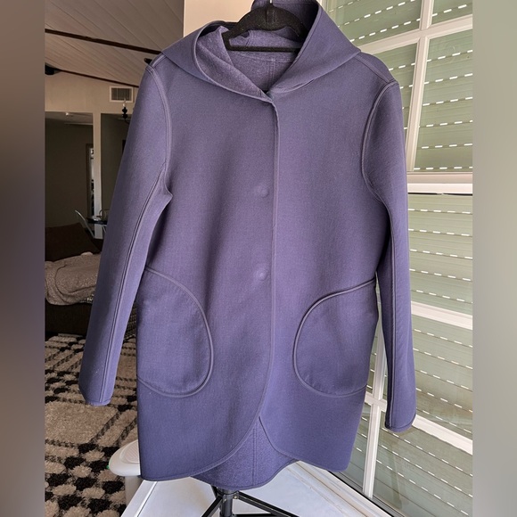 Lululemon City Bound Wrap - Picture 3 of 10